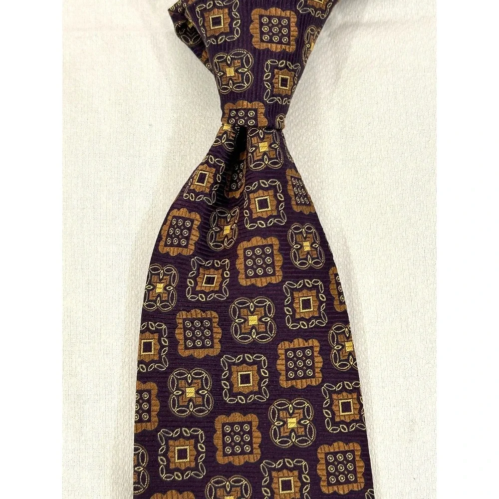 Ventura Purple Designer All Silk Geometrical Handmade Tie Men's Necktie